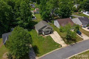 3119 Mintleaf Dr, Charlotte, NC 28269 - Photo 11