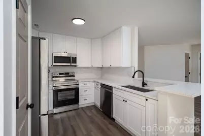3119 Mintleaf Drive, Charlotte, NC 28269 - Photo 13