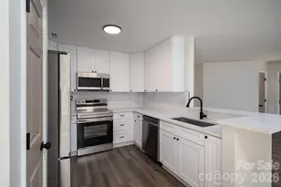 3119 Mintleaf Dr, Charlotte, NC 28269 - Photo 13