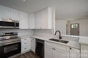 3119 Mintleaf Dr, Charlotte, NC 28269 - Photo 15
