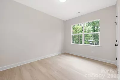 6637 Terry Lane, Charlotte, NC 28215 - Photo 17