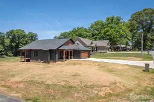 210 Westwood Dr, Forest City, NC 28043 - Photo 5