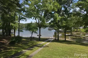2208 Singleton Creek Rd, Liberty Hill, SC 29074 - Photo 1