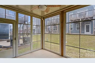 10406 Glenmere Creek Circle, Charlotte, NC 28262 - Photo 13