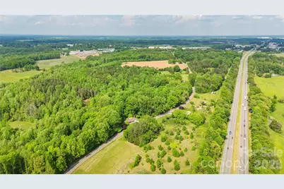 375 Island Ford Road, Statesville, NC 28625 - Photo 5