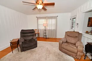 902 E Boyd St, Maiden, NC 28650 - Photo 13