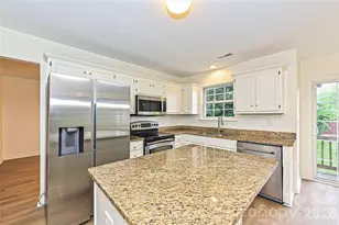 9820 Aaronda Ct, Charlotte, NC 28213 - Photo 17