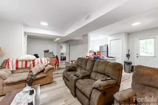 102 Lanier St, Mount Holly, NC 28120 - Photo 33