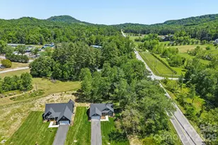 36 Haywood Xing Dr, Hendersonville, NC 28791 - Photo 43