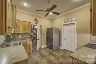 2050 Long Rifle Ridge Rd, Nebo, NC 28761 - Photo 35