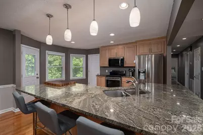 6097 Tuckborough Road, Hickory, NC 28602 - Photo 11