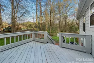 5933 Ruth Dr, Charlotte, NC 28215 - Photo 5