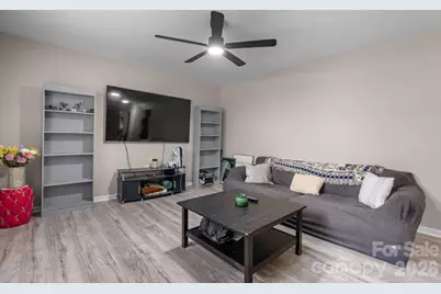 2120 40th Avenue Court NE, Hickory, NC 28601 - Photo 9
