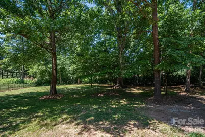 1535 20th Avenue Place NE, Hickory, NC 28601 - Photo 3