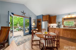 345 Moorehill Dr, Waynesville, NC 28786 - Photo 5