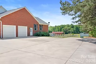 3987 Nc 27 Hwy, Lincolnton, NC 28092 - Photo 39