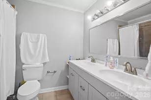 8529 Castle Pine Ct, Charlotte, NC 28226 - Photo 17