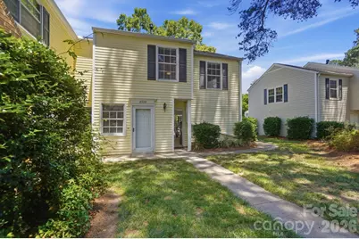 8529 Castle Pine Court, Charlotte, NC 28226 - Photo 5