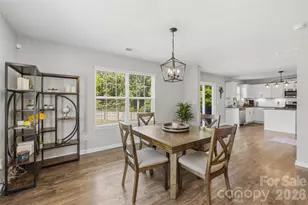 2812 Westbury Ct, Dallas, NC 28034 - Photo 9