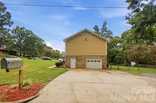 2600 Providence Dr, Gastonia, NC 28052 - Photo 3