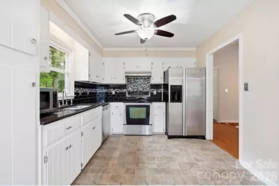 2600 Providence Drive, Gastonia, NC 28052 - Photo 17