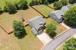 1720 Grove Tree Ln, Clover, SC 29710 - Photo 39