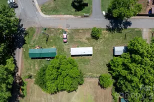 112 E 13th St, Newton, NC 28658 - Photo 5