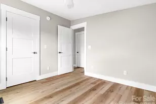 448 Riverwind Dr, Hendersonville, NC 28739 - Photo 29