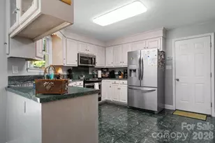 4093 Fairview Dr, Maiden, NC 28650 - Photo 7