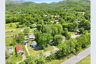 215 Old US 70 Highway E, Black Mountain, NC 28711 - Photo 11