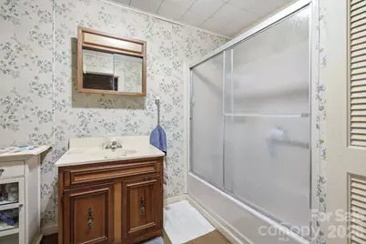 215 Old US 70 Highway E, Black Mountain, NC 28711 - Photo 21