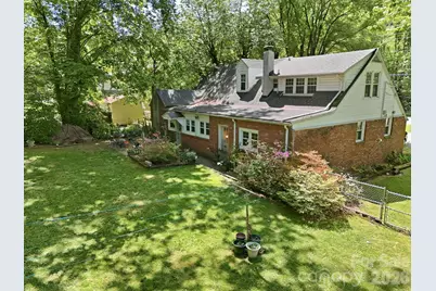 215 Old US 70 Highway E, Black Mountain, NC 28711 - Photo 9