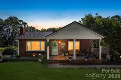 210 Stockton Street, Shelby, NC 28150 - Photo 3