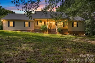1739 Westbrook Rd, Edgemoor, SC 29712 - Photo 1