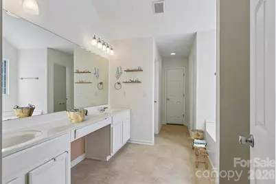 9621 Rothman Lane, Charlotte, NC 28215 - Photo 21
