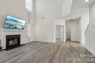 9621 Rothman Ln, Charlotte, NC 28215 - Photo 7