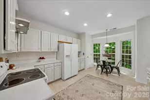 2520 Thornfield Rd, Charlotte, NC 28273 - Photo 11
