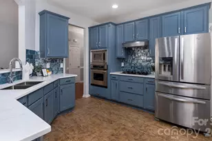 4315 Clymer Ct, Charlotte, NC 28269 - Photo 9