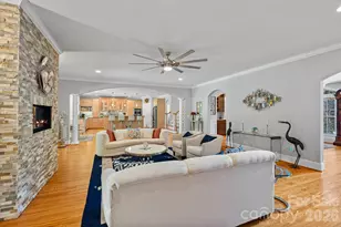 104 Timberside Dr, Davidson, NC 28036 - Photo 9