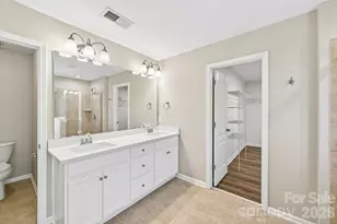 7108 Kinley Commons Ln, Charlotte, NC 28278 - Photo 37