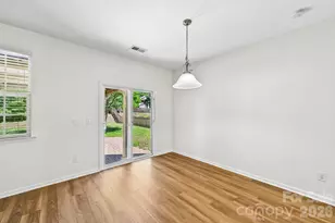 7108 Kinley Commons Ln, Charlotte, NC 28278 - Photo 19