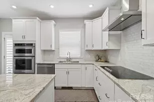 3808 Sky Haven Dr, Charlotte, NC 28209 - Photo 13