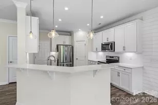 23206 Clarabelle Dr, Charlotte, NC 28273 - Photo 7