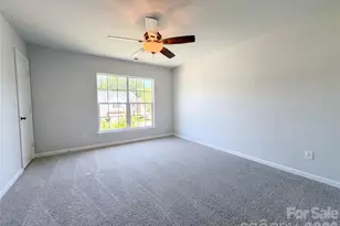 7115 Wandering Creek Dr, Charlotte, NC 28216 - Photo 13