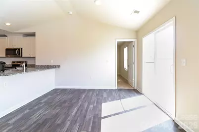 375 Kenyon Drive, Kings Mountain, NC 28086 - Photo 5