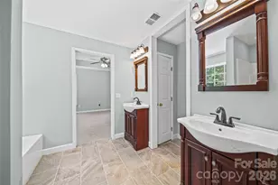 8615 Harmony Bridge Pl, Charlotte, NC 28216 - Photo 17