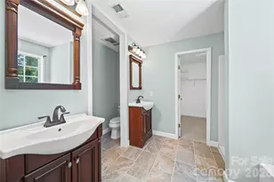 8615 Harmony Bridge Pl, Charlotte, NC 28216 - Photo 15