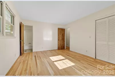 106 Muirfield Court, Hendersonville, NC 28791 - Photo 25