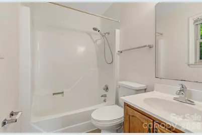 106 Muirfield Court, Hendersonville, NC 28791 - Photo 27