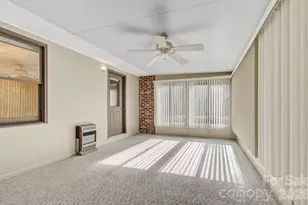 106 Muirfield Ct, Hendersonville, NC 28791 - Photo 19